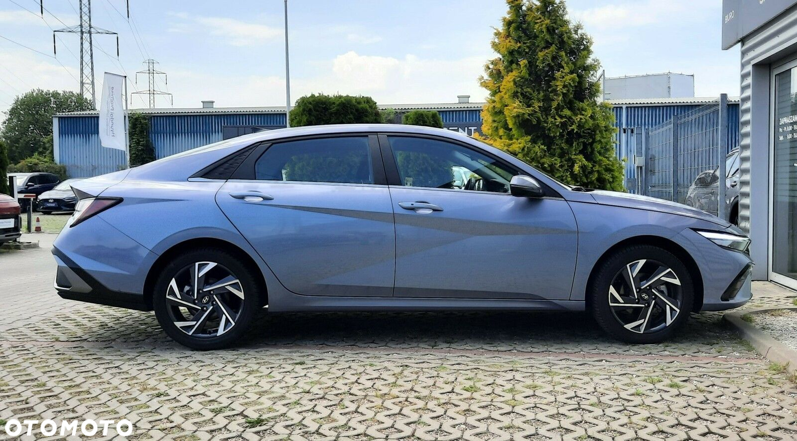 Hyundai Elantra 1.6 Smart CVT - 23
