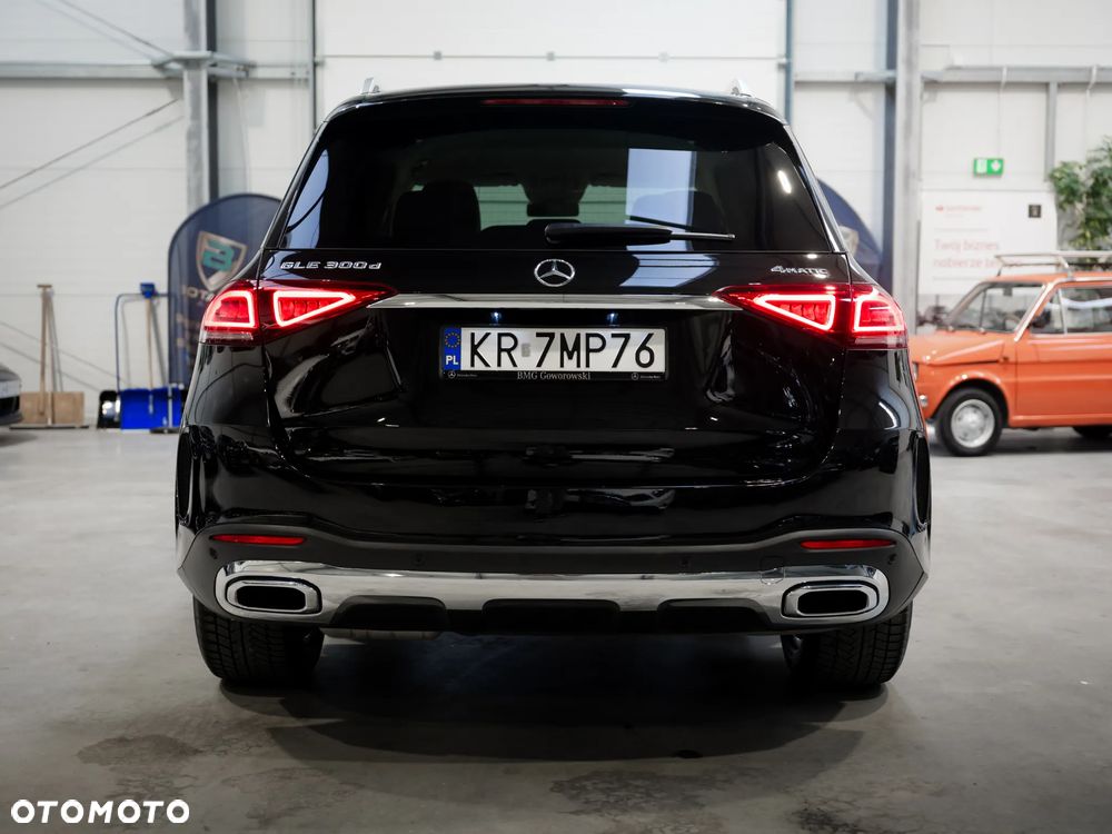 Mercedes-Benz GLE 300 d 4-Matic - 8