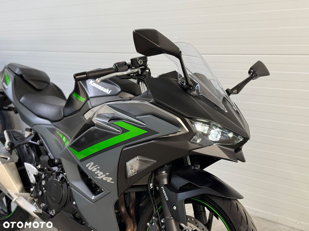 Kawasaki Ninja 500 - 8