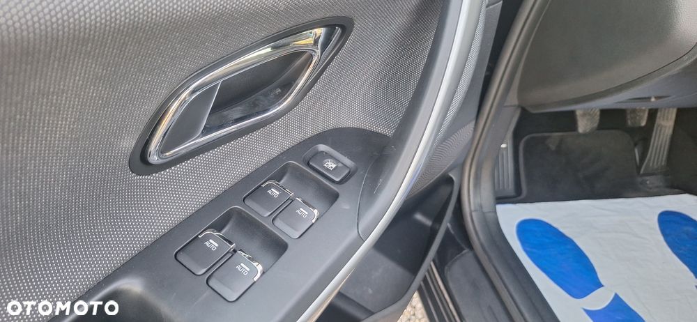 Kia Ceed 1.6 GDI Dream Team Edition - 18