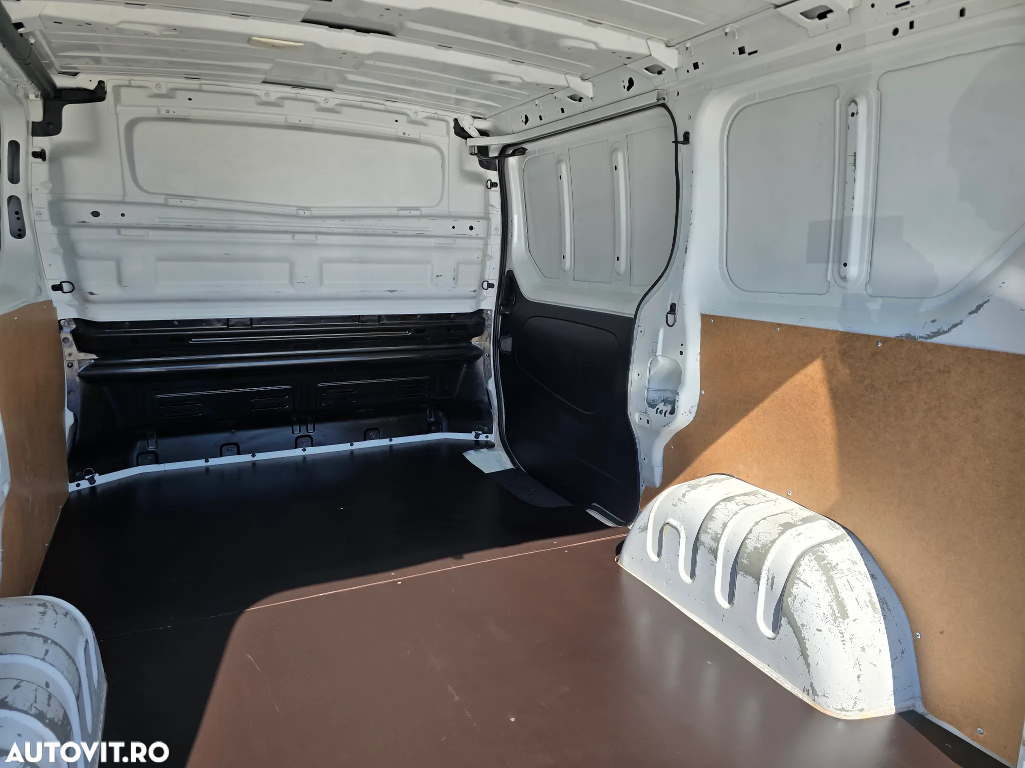 Renault Trafic L1H1 - 14
