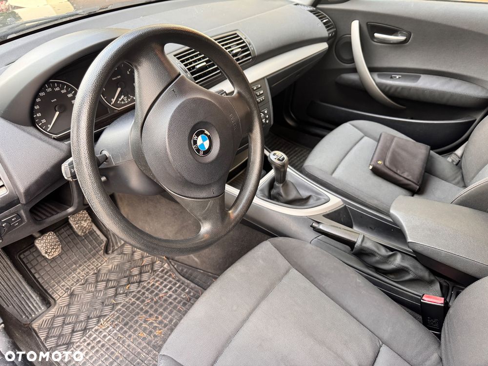 BMW Seria 1 118d DPF - 5
