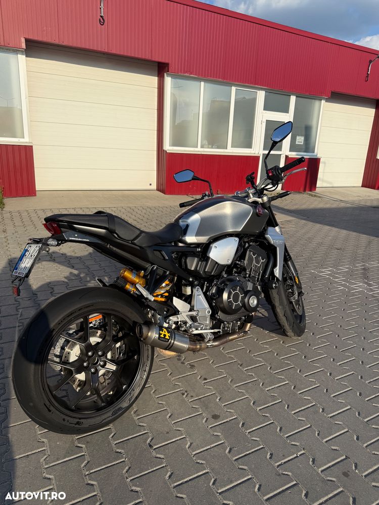 Honda CB 1000R - 1