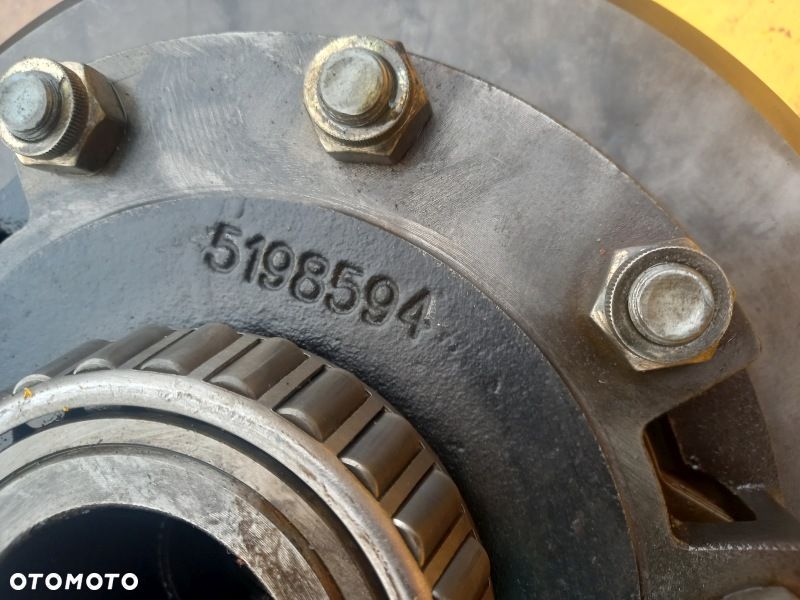 Dyferencjał mostu tył tylnego New Holland T6.155 - 4
