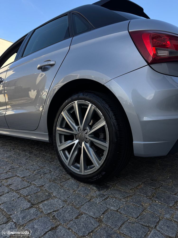 Audi A1 Sportback 1.6 TDi S-line S tronic - 14