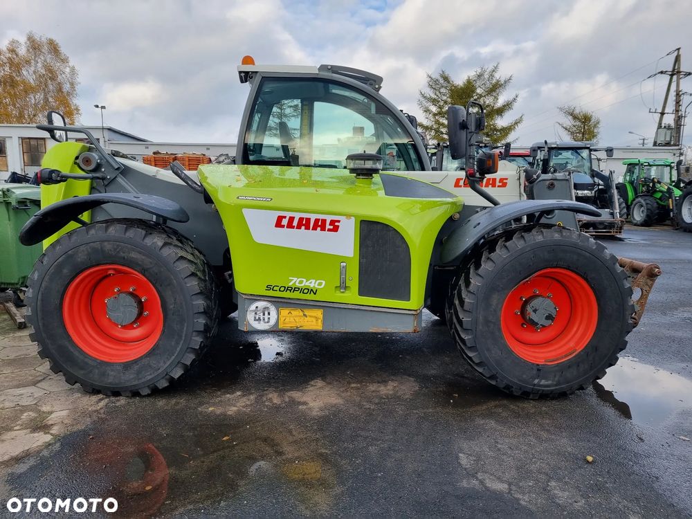 Claas Scorpion 7040 VARIPOWER - 4