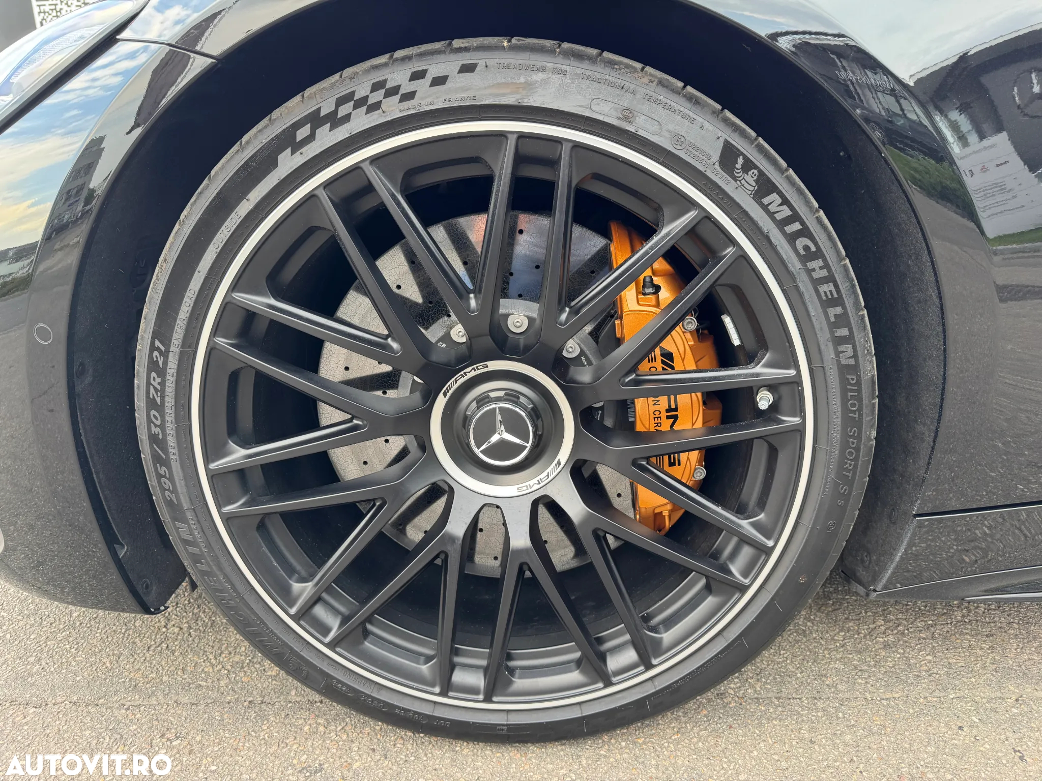 Mercedes-Benz AMG GT 63 4MATIC+ MHEV - 23