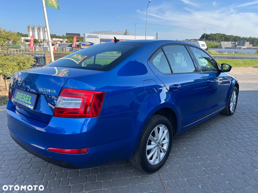 Skoda Octavia 2.0 TDI Ambition DSG - 6