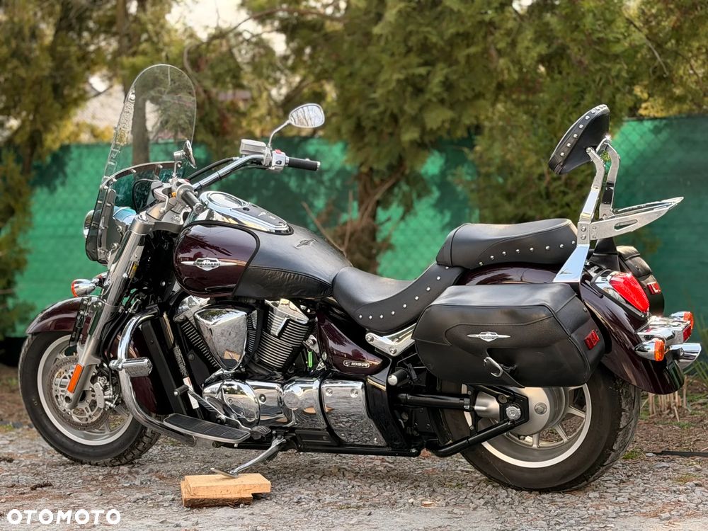 Suzuki Boulevard - 4