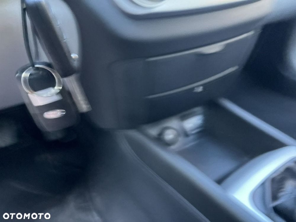 Kia Ceed - 31