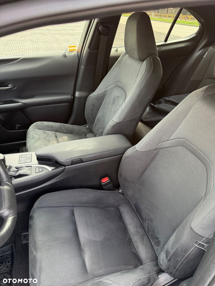 Lexus UX 200 GPF Business 2WD - 6