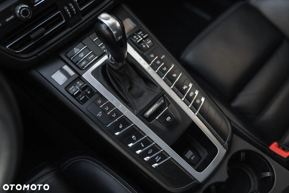 Porsche Macan GTS - 23