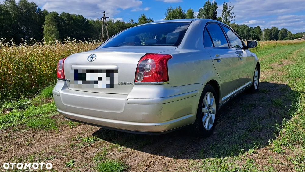 Toyota Avensis 2.0 VVT-i Sol plus - 6