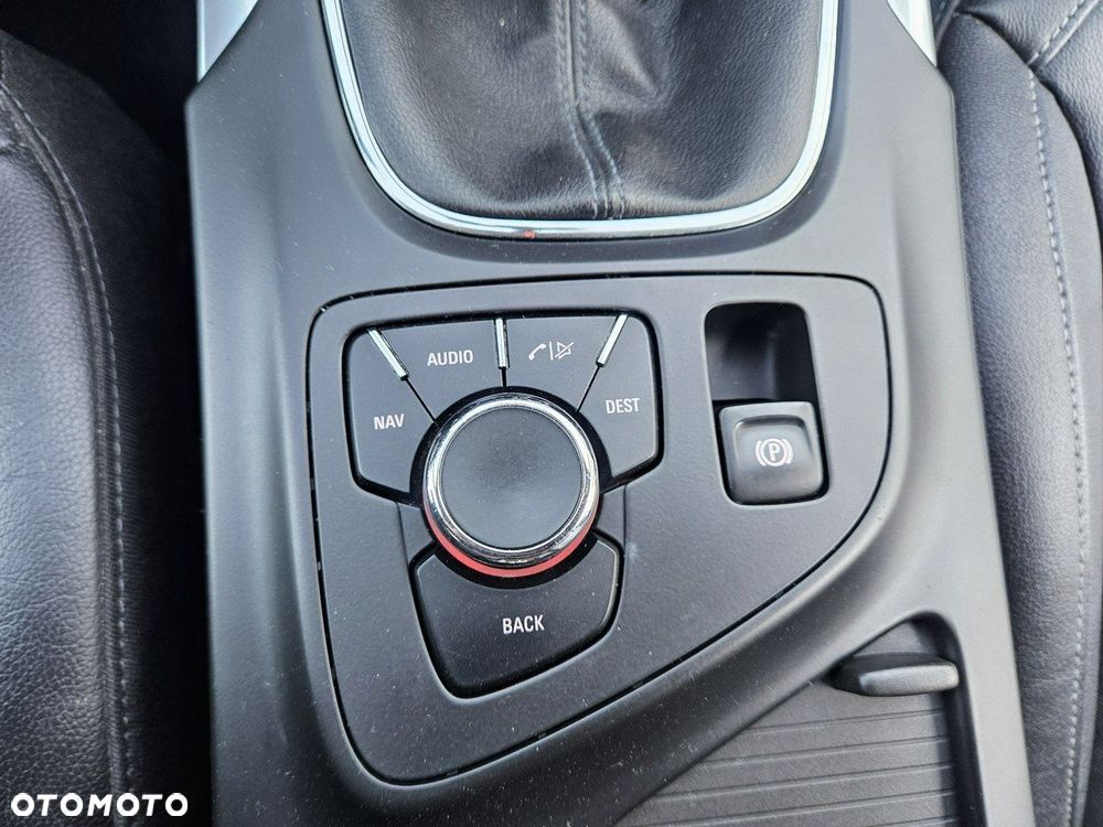 Opel Insignia - 20