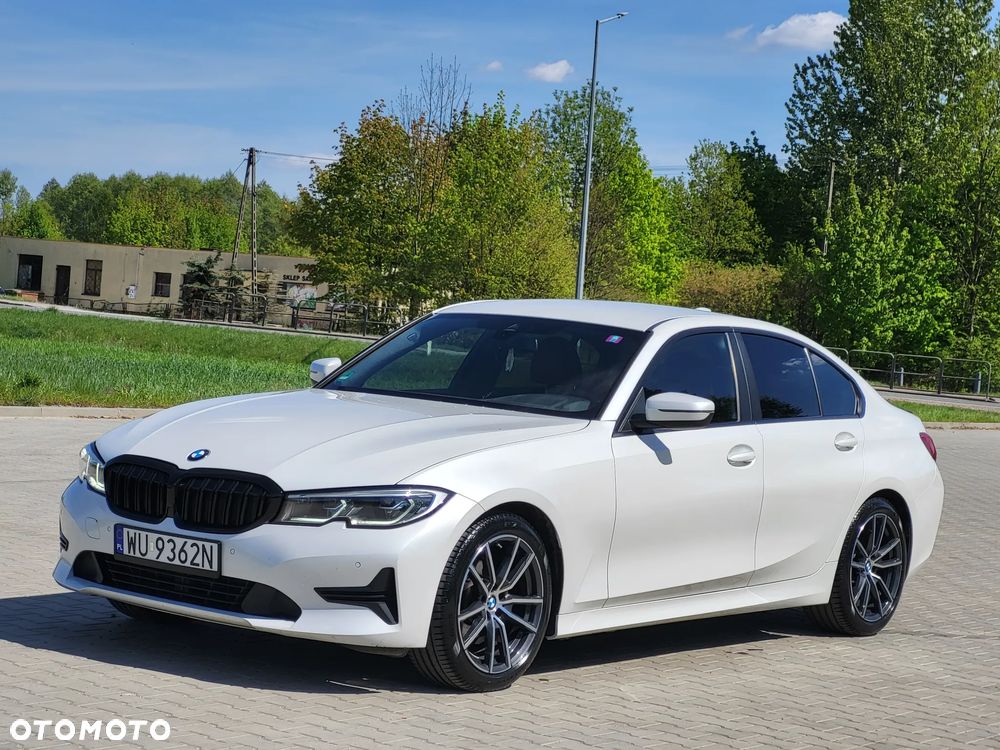 BMW Seria 3 318d Sport Line - 2