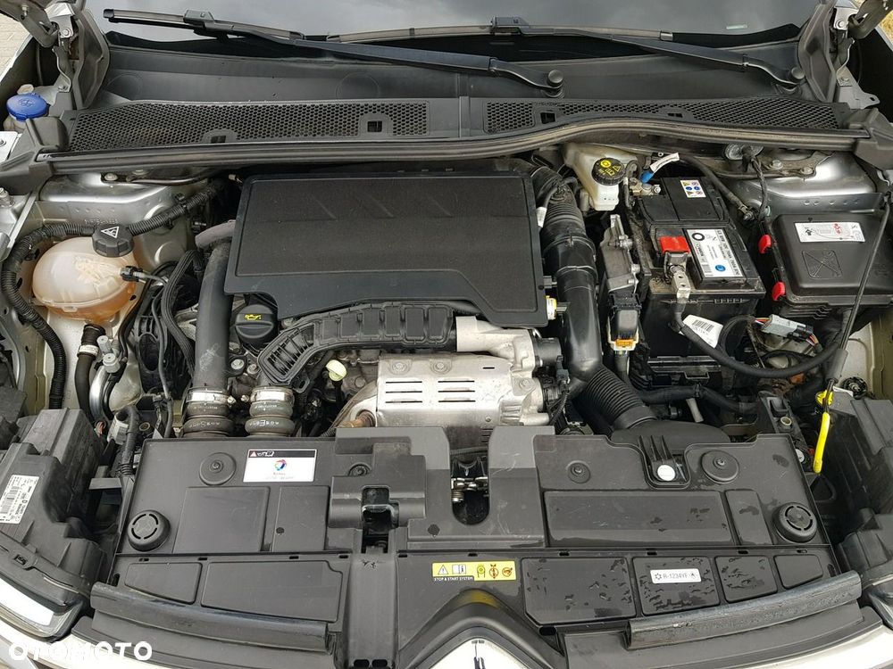 Citroën C4 1.2 PureTech Shine S&S EAT8 - 18