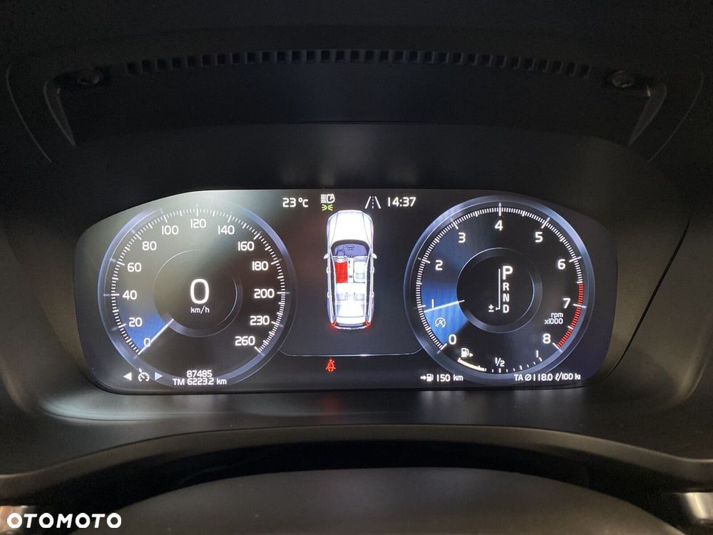 Volvo V60 T5 Momentum Pro - 25