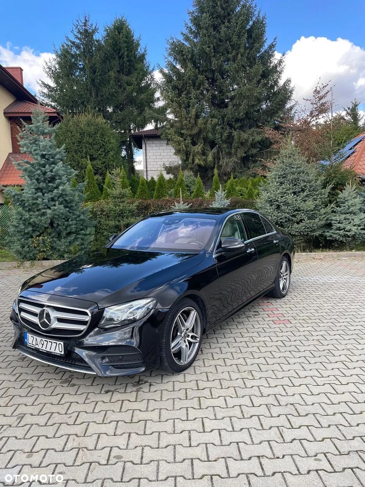 Mercedes-Benz Klasa E 220 d 4-Matic 9G-TRONIC - 2