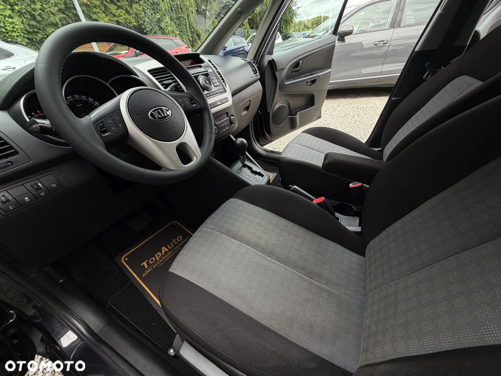Kia Venga 1.6 CVVT Automatik UEFA EURO 2016 - 18