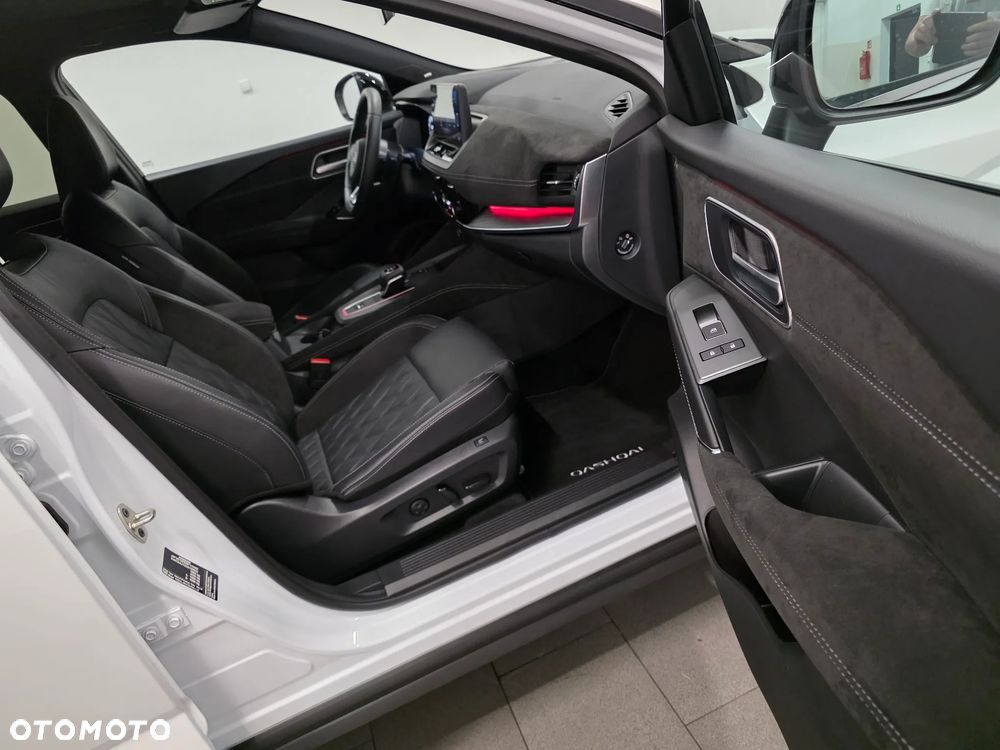 Nissan Qashqai 1.3 DIG-T MHEV Xtronic Tekna - 31
