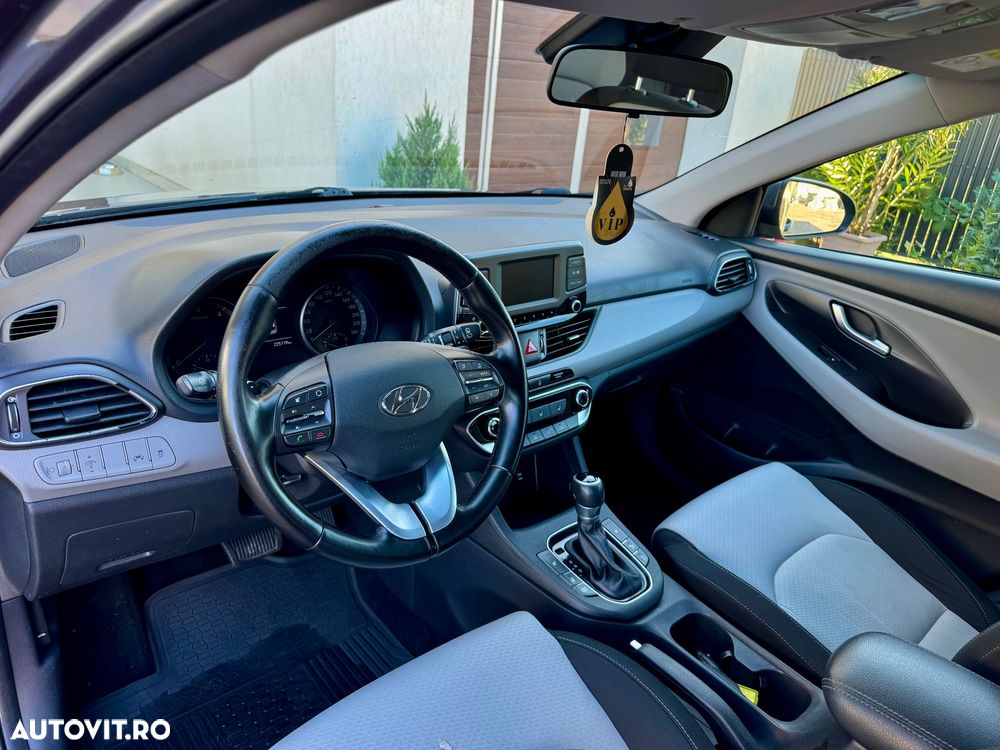 Hyundai i30 1.6 CRDI DCT Passion Plus - 32