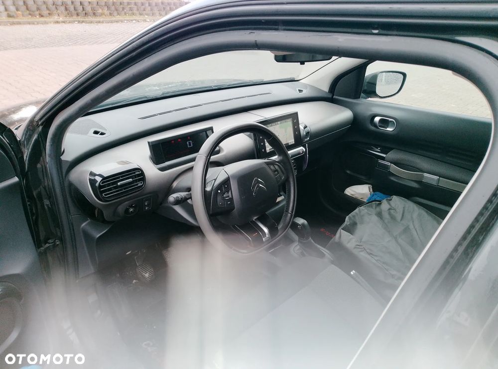 Citroën C4 Cactus 1.2 PureTech Live EU6 - 7