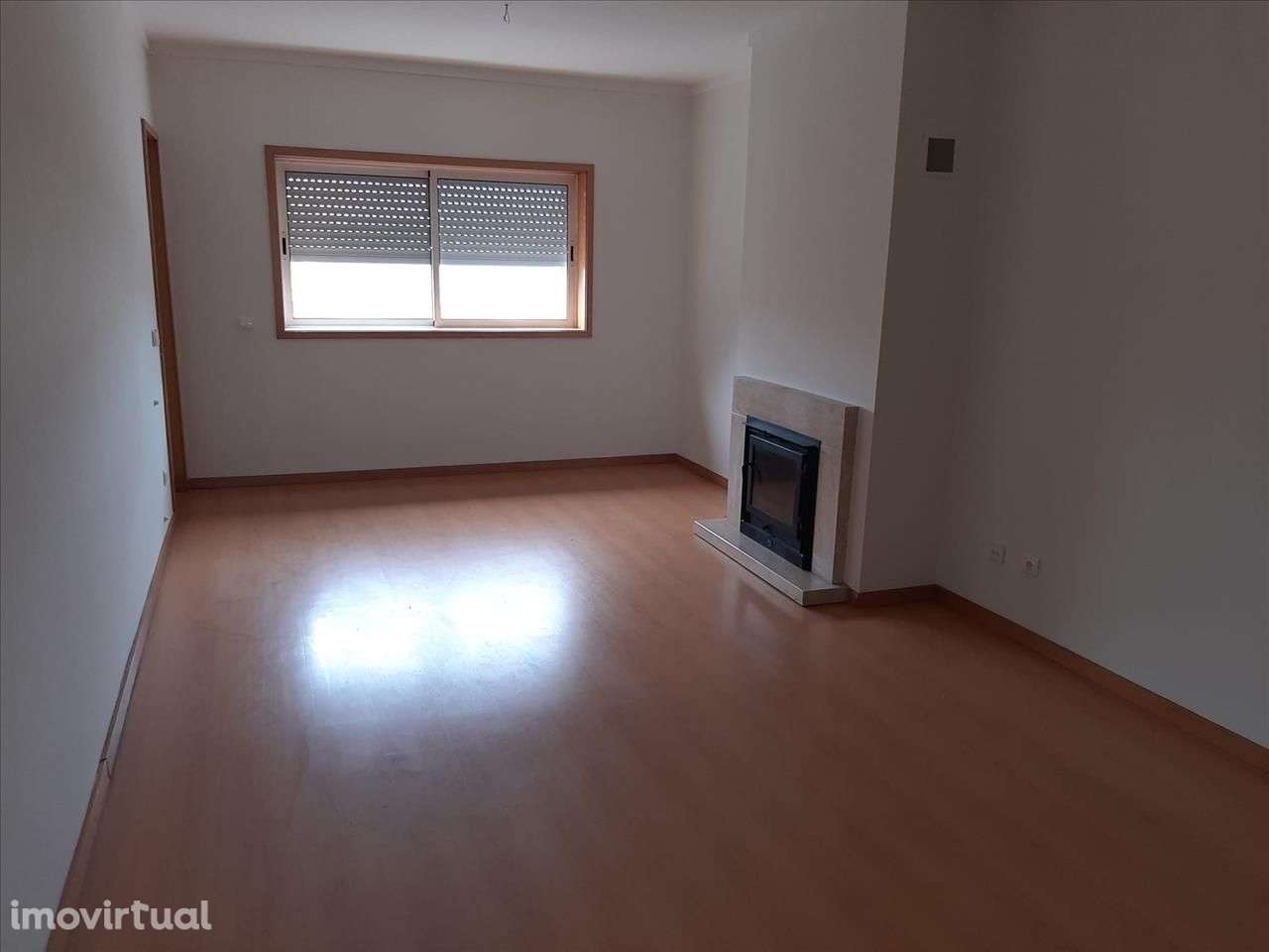 Apartamento T2 próximo à estação de comboios | Ermesinde - Grande imagem: 2/13