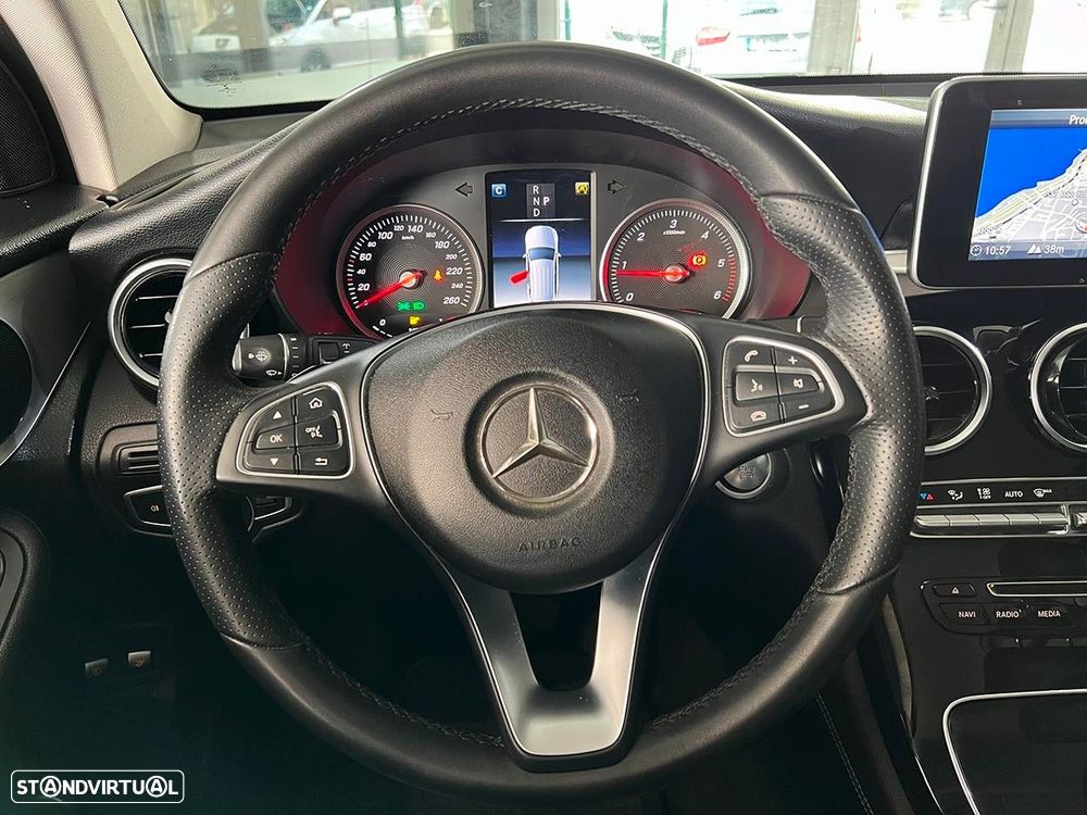 Mercedes-Benz GLC 220 - 8
