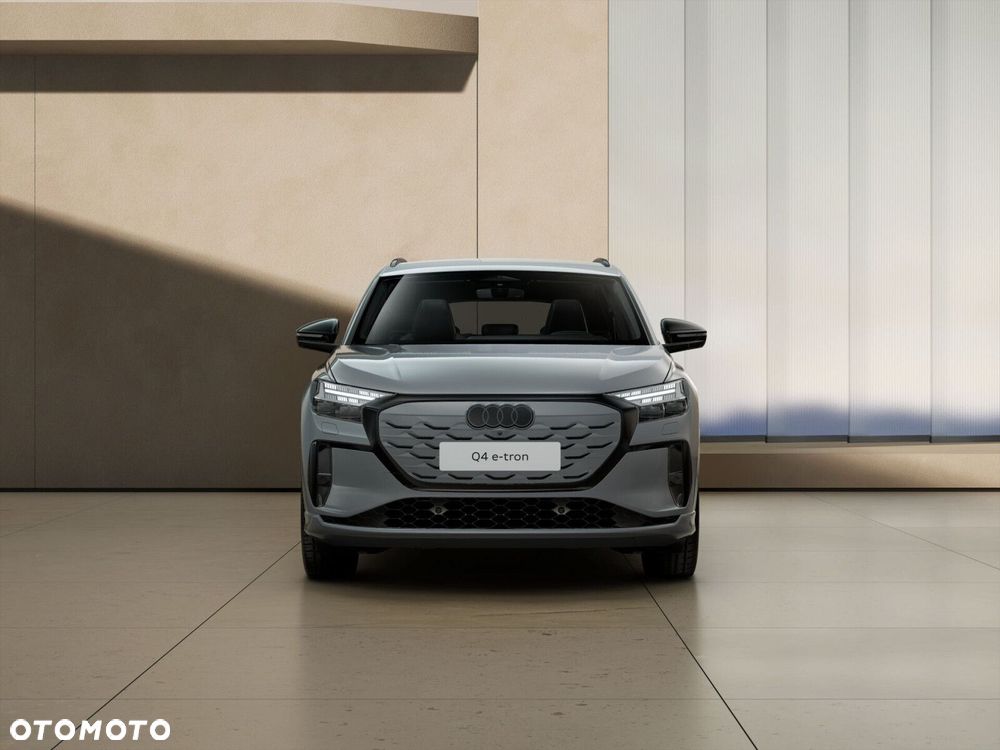 Audi Q4 e-tron - 2