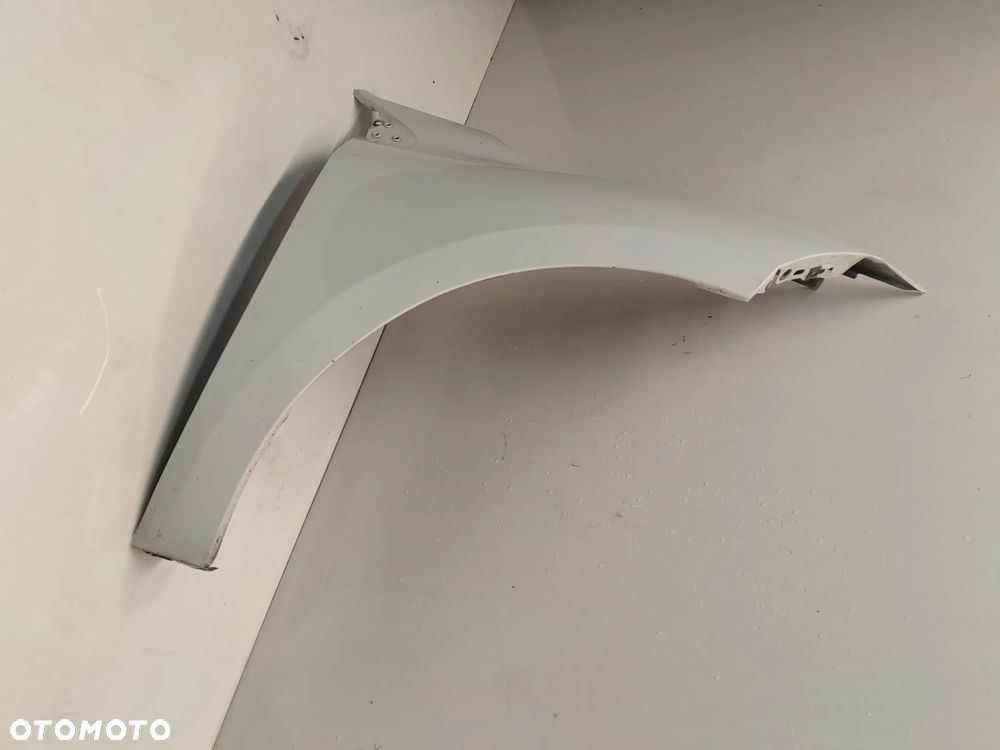 BŁOTNIK PRZÓD PRZEDNI PRAWY MEGANE III 3 OV369 BIAŁY - 3