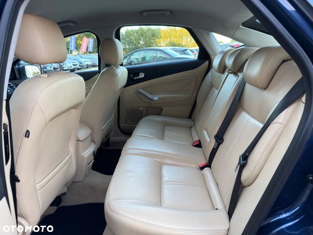 Ford Mondeo 2.0 Champions Edition - 22