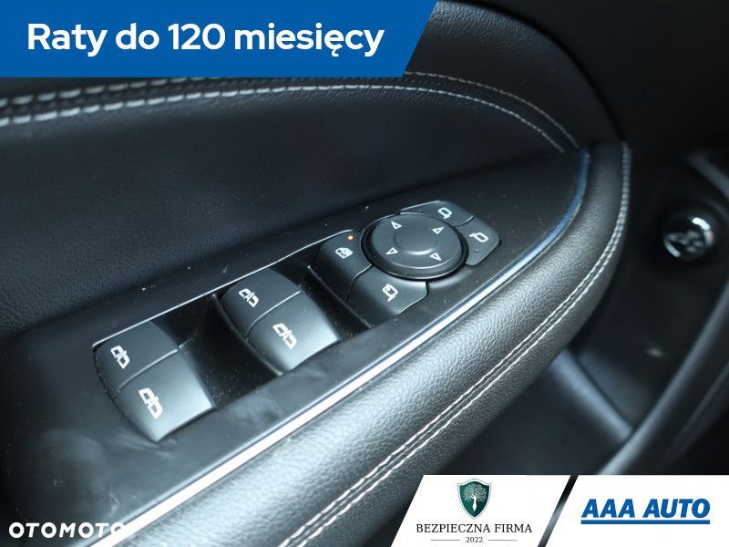 Opel Insignia - 16