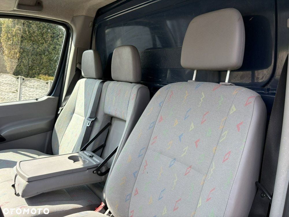 Volkswagen Crafter - 11