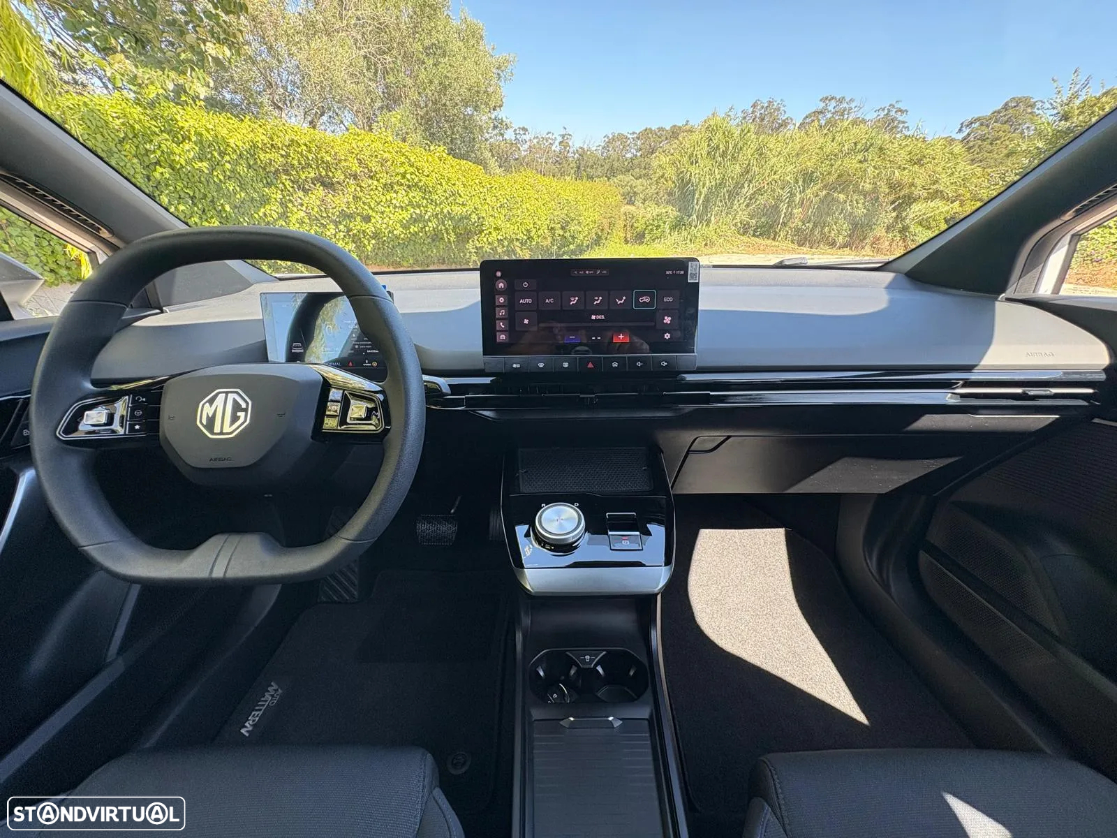 MG MG4 51 kWh Standard - 11
