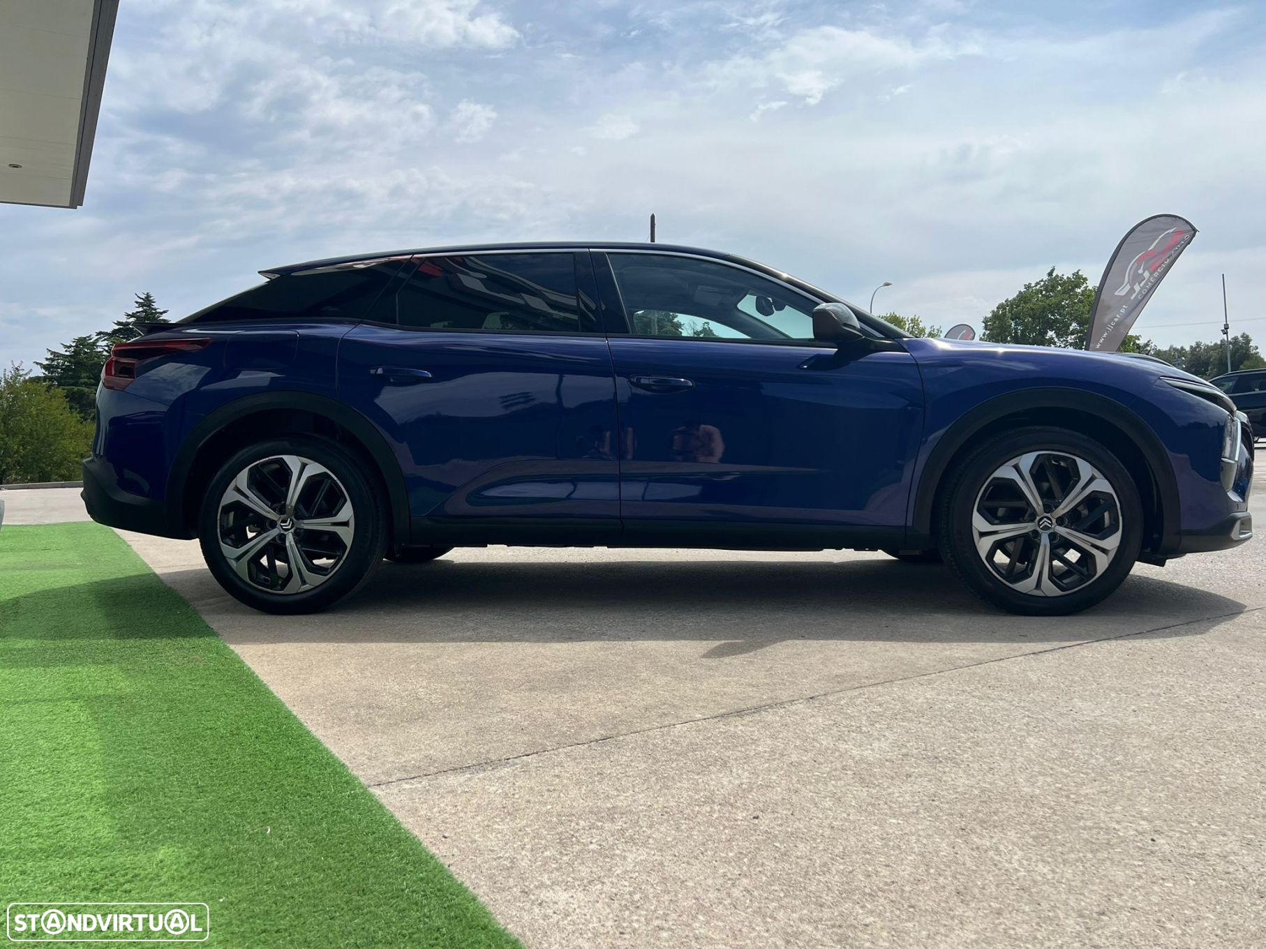 Citroën C5 X 1.2 PureTech Feel EAT8 - 2