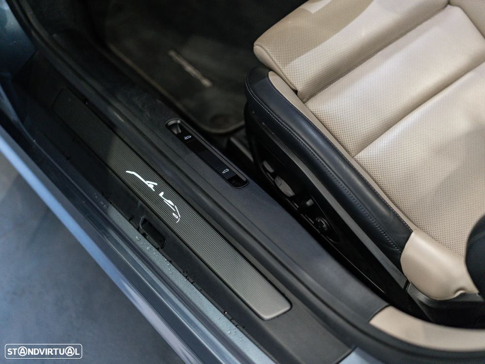 Porsche 911 (992) Carrera PDK - 57