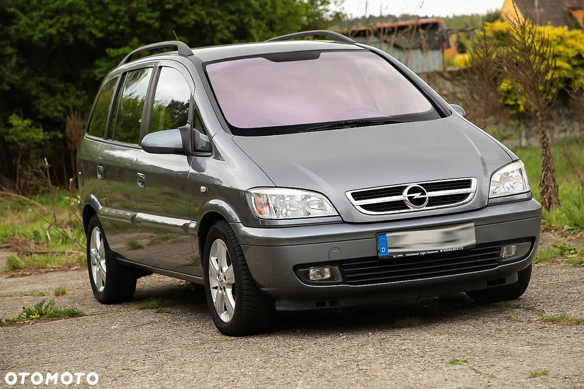 Opel Zafira - 2
