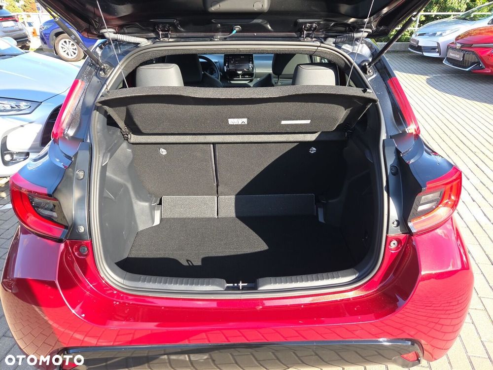 Toyota Yaris Hybrid 1.5 Selection Style - 13
