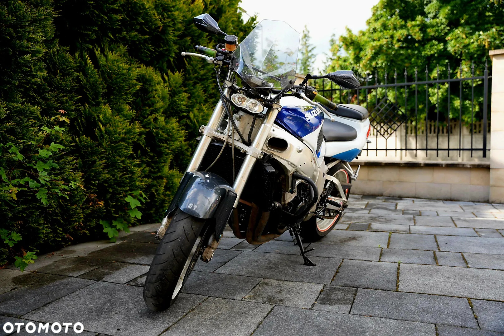 Suzuki GSX-R - 2
