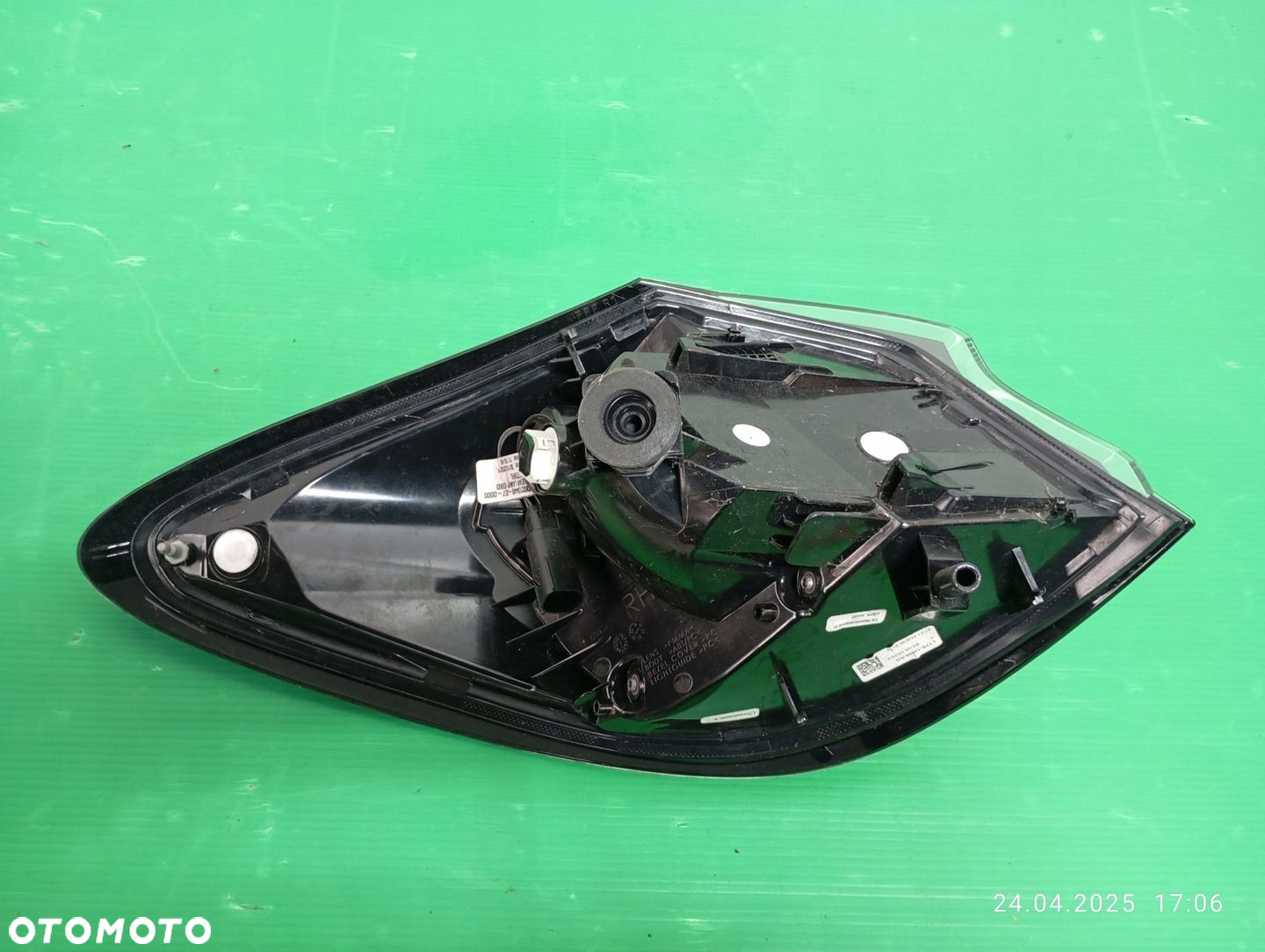 LAMPA PRAWY TYŁ FORD PUMA MK2 19- L1TB-13404 - 4