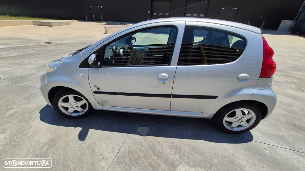 Peugeot 107 1.0 Black&Silver - 8