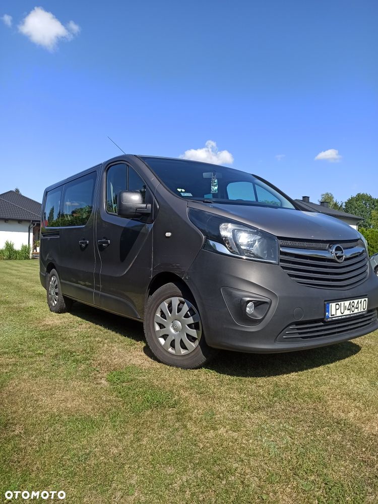 Opel Vivaro - 1