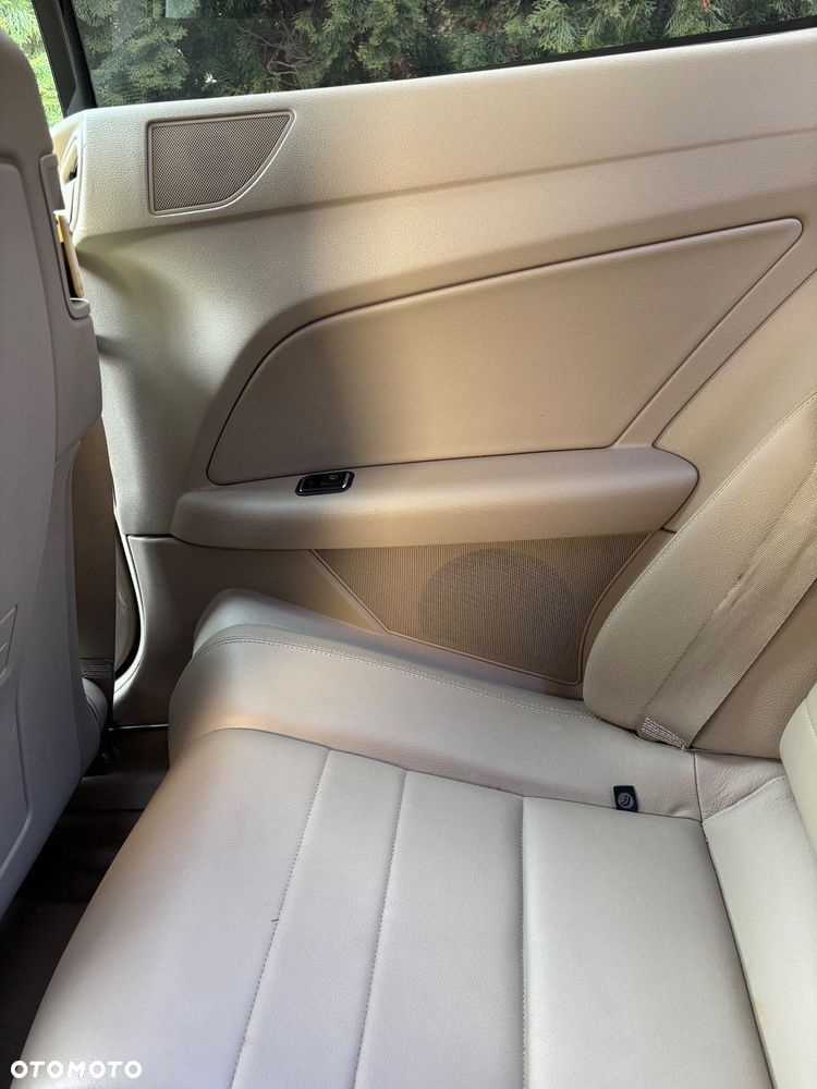 Mercedes-Benz Klasa E 500 7G-TRONIC Elegance - 13