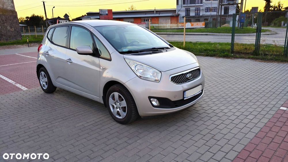 Kia Venga - 4