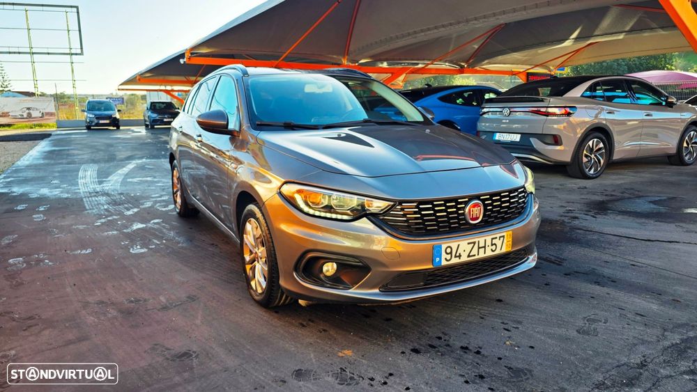 Fiat Tipo Station Wagon 1.3 M-Jet Lounge - 21