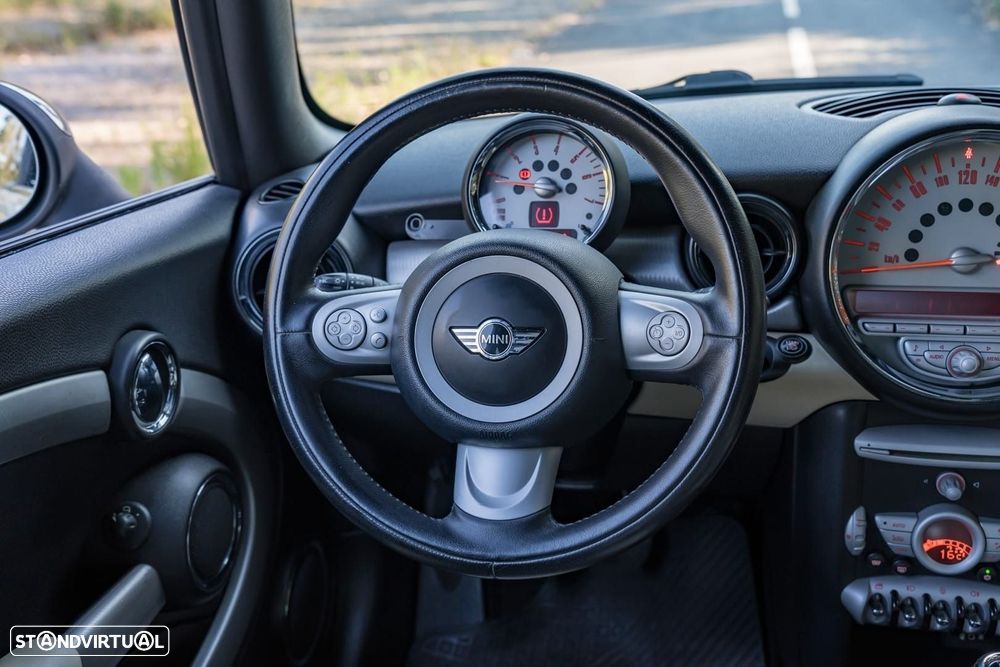 MINI 3 Portas Cooper D - 35