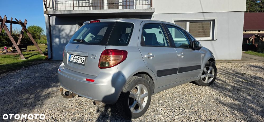 Suzuki SX4 1.9 DDiS DPF 4x2 Comfort - 3