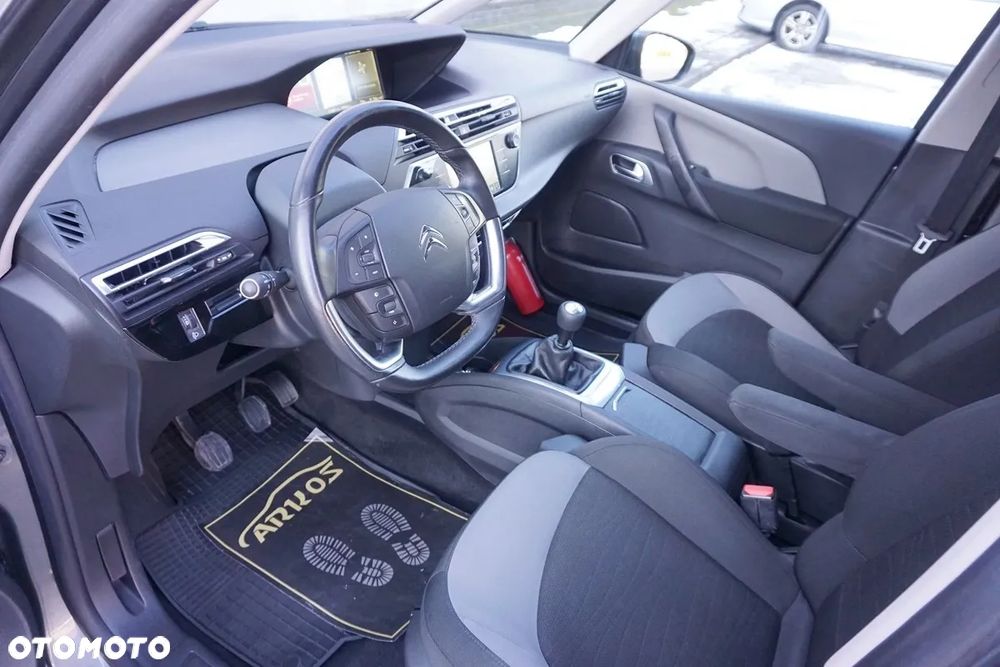 Citroën C4 Picasso - 24
