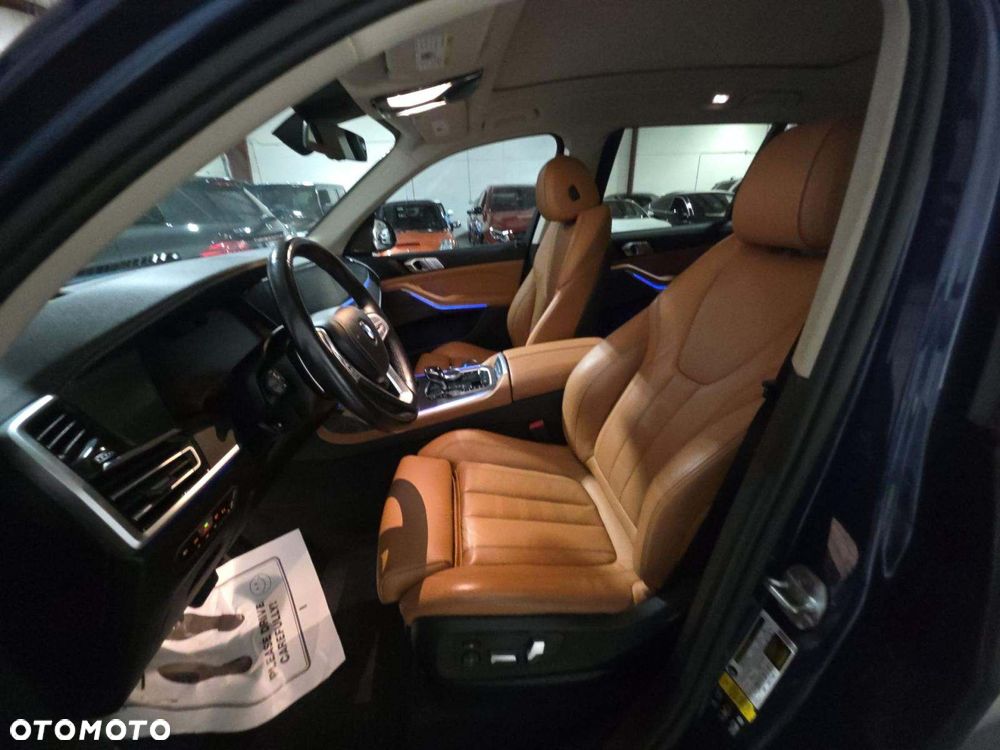 BMW X7 xDrive40i - 8