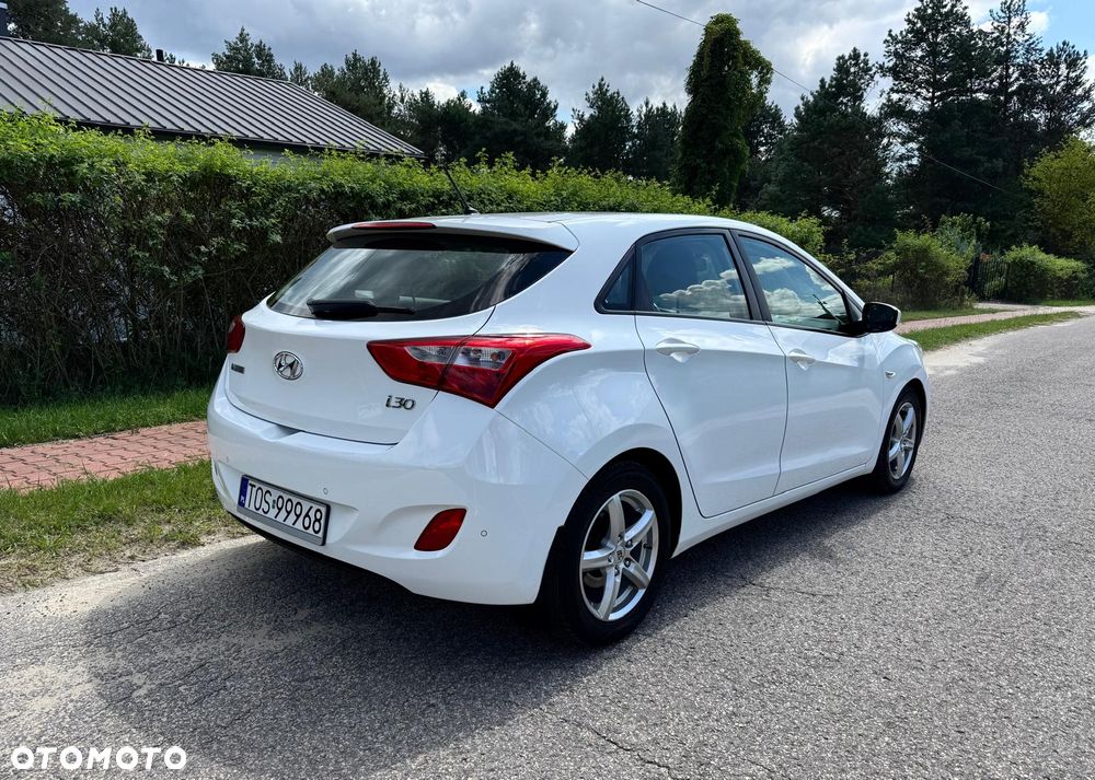 Hyundai i30 blue 1.6 CRDi Classic - 6